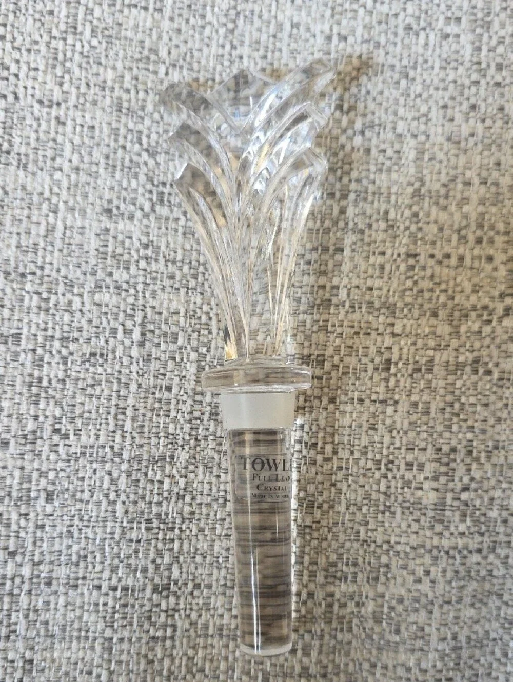 Towle Clear Crystal Fan-Fin Wine Stopper